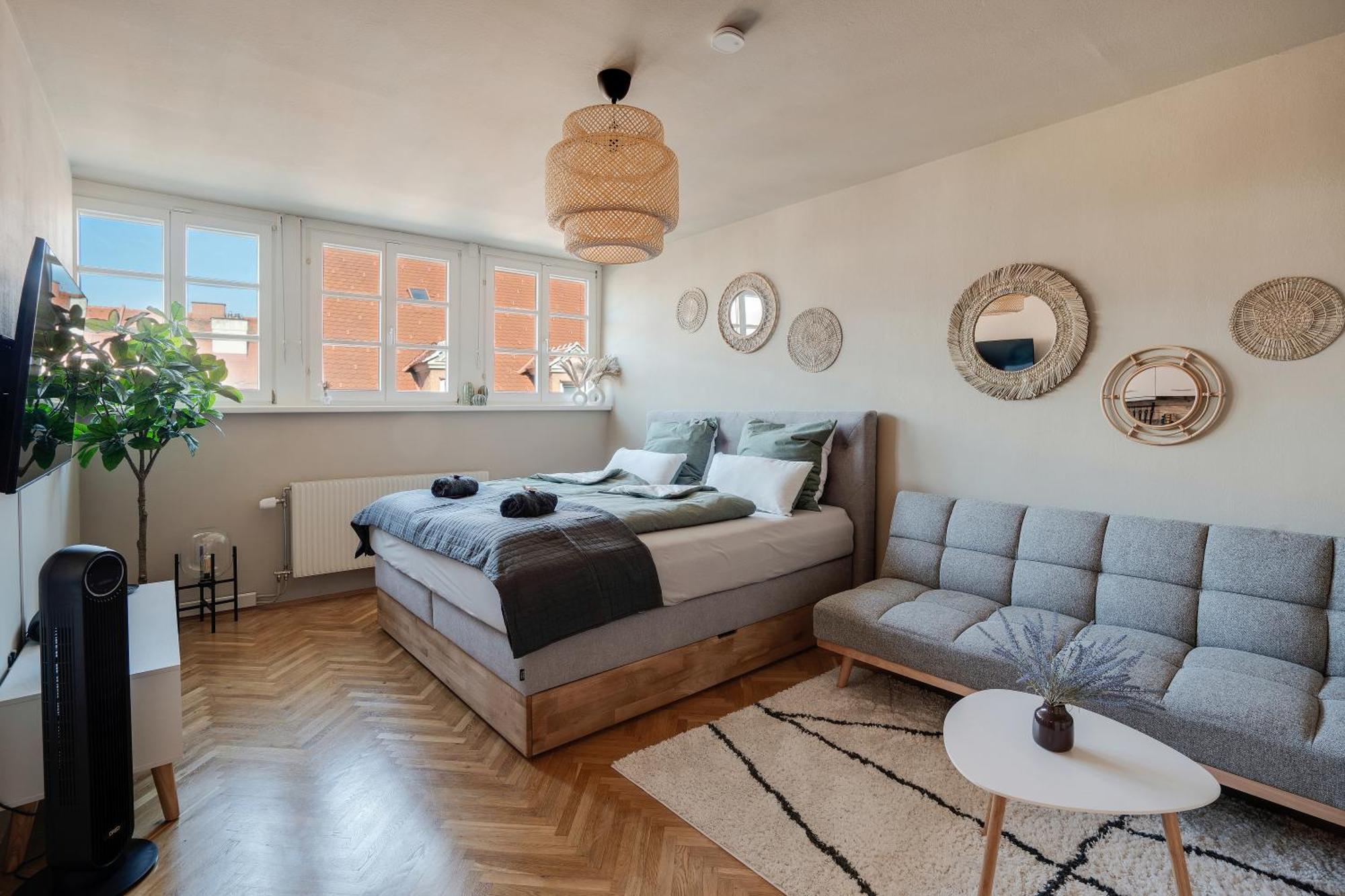 Boho Design Studio - Historic City Center With Free Parking & Aircon By Hero Homes Γκρατς Εξωτερικό φωτογραφία